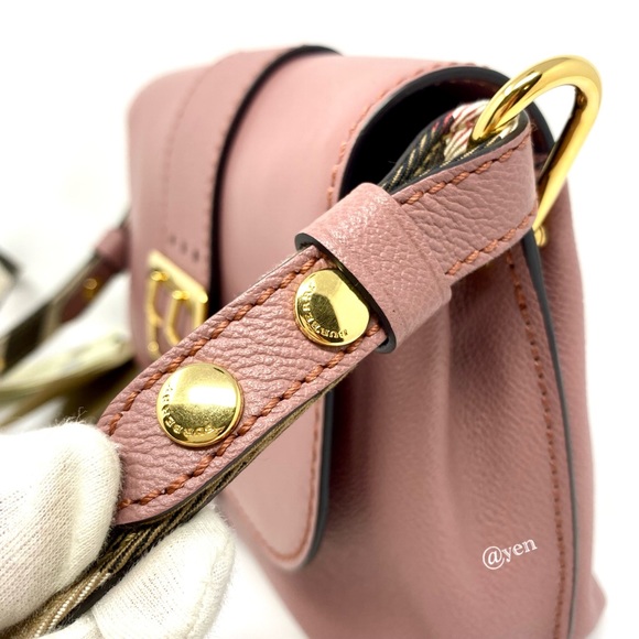 Burberry dusty pink soft grain buckle crossbody bag - Picture 13 of 16